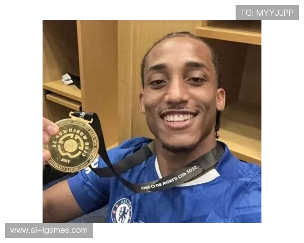 切尔西反客为主,佩德罗接应传中抢点破门,伯恩利0-1落后。 切尔西反客为主,佩德罗接应传中抢点破门,伯恩利0-1落后。