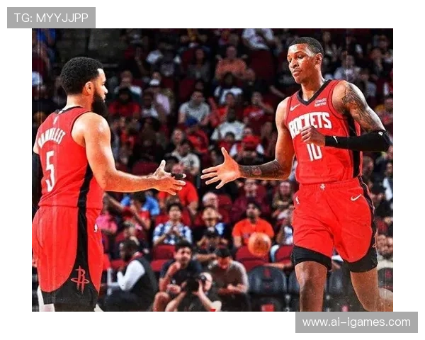 莱昂纳德23中16狂砍41分赛季新高，快船主场大胜火箭